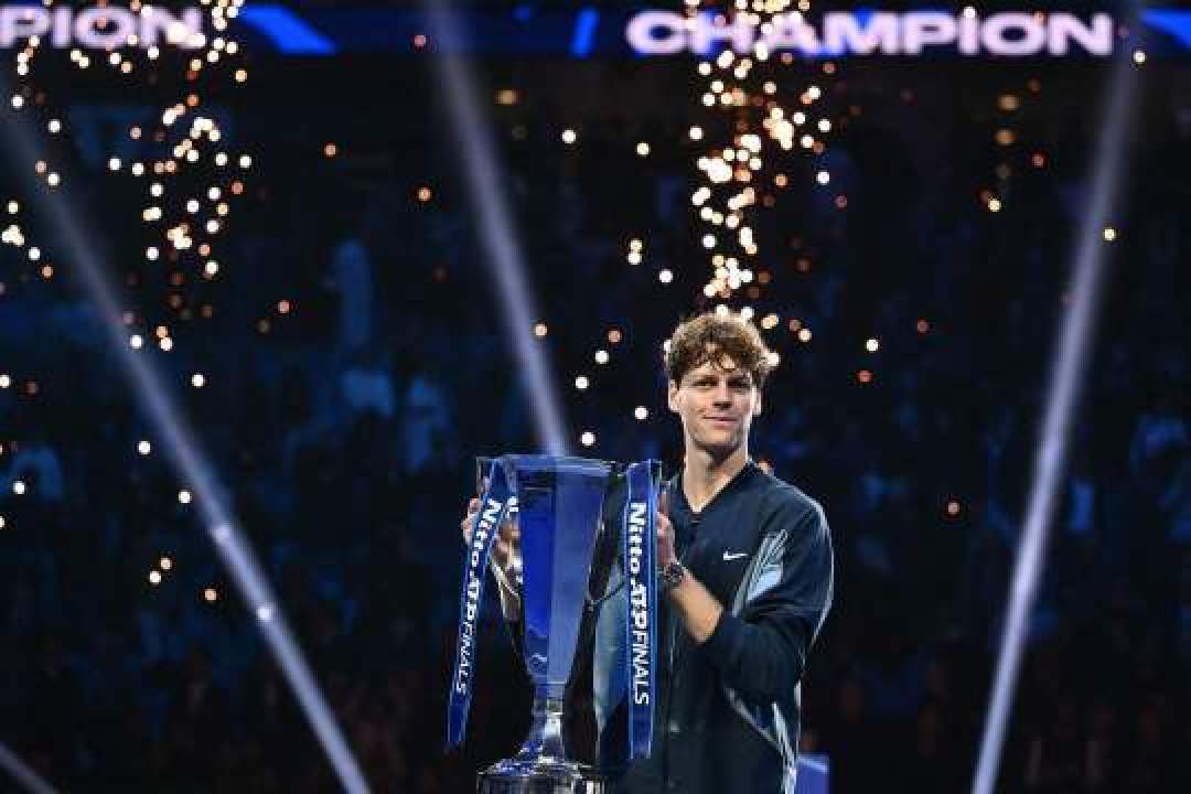 ATP总决赛翻盘美网，辛纳刷新纪录