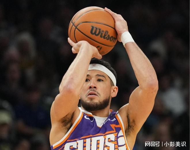 鹈鹕轻取国王，布克关键制胜