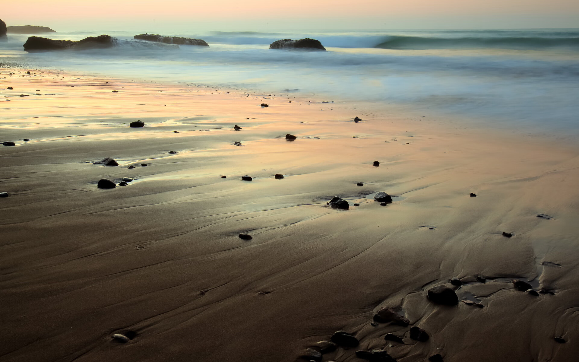 F1赛道上的梅西，萨拉赫在轰鸣街道之夜诠释全场最佳无争议