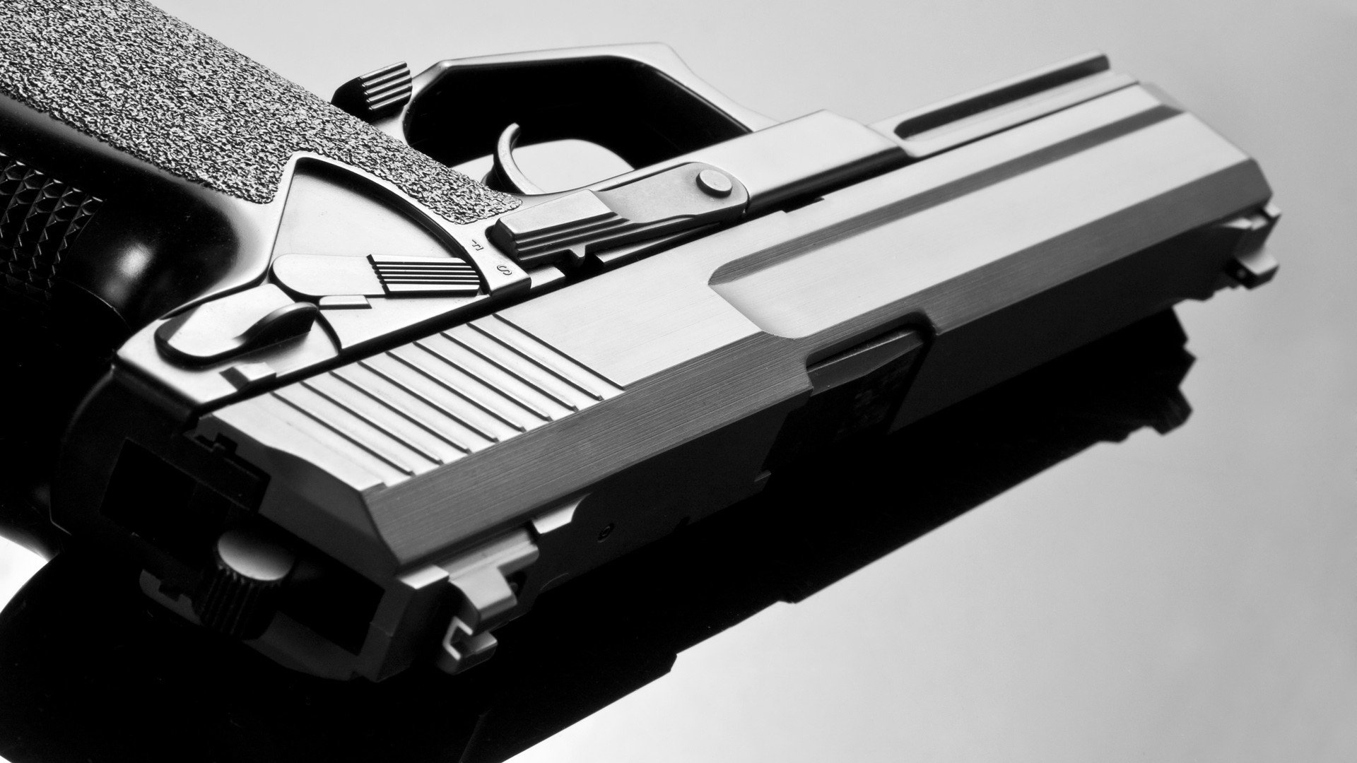 从猛龙觉醒到新王加冕，爱德华兹用关键先生表现诠释攻防一体统治力